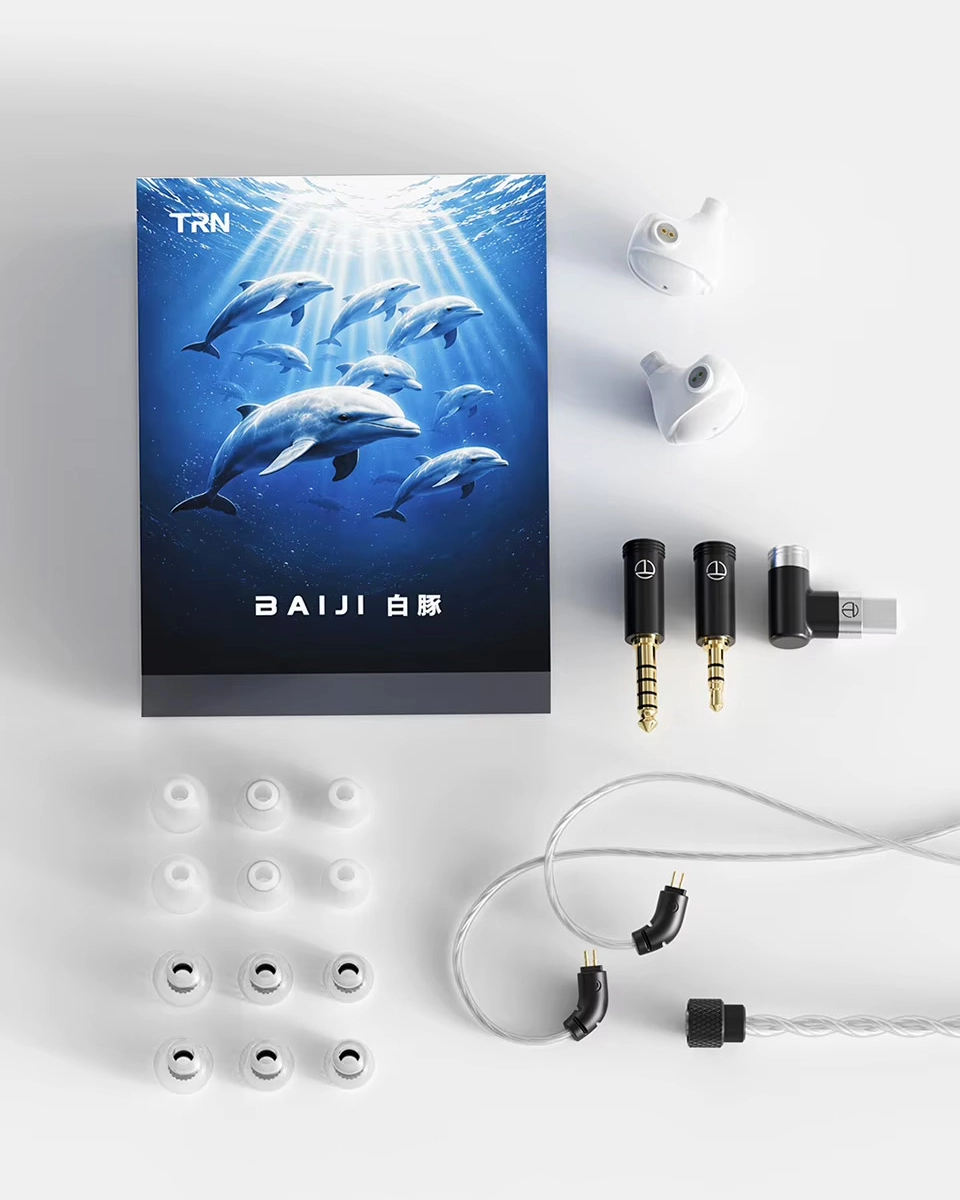 TRN Baiji earphones with included accessories