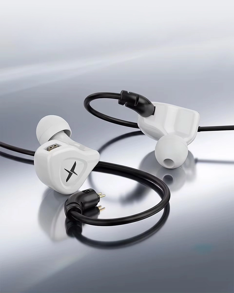 TRN MTX recessed detachable cable connectors